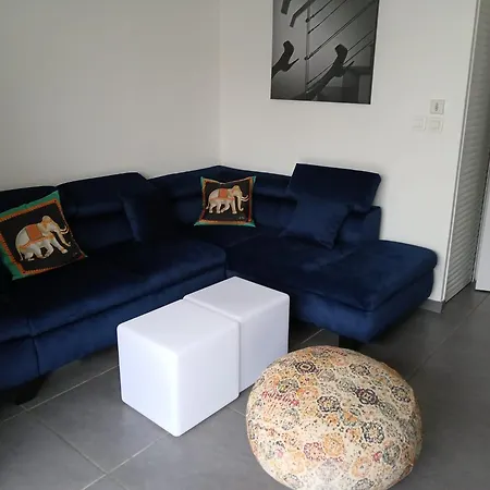 Fling Villa